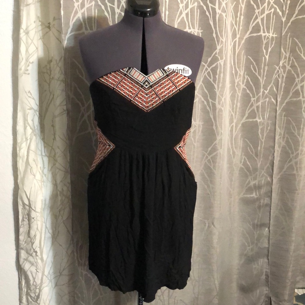 Strapless dress
